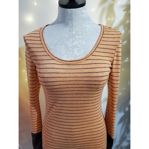 BKE Flax Striped Embroidered Crochet Cuff Long Sleeve Top Womens Size S Orange - Picture 5 of 11